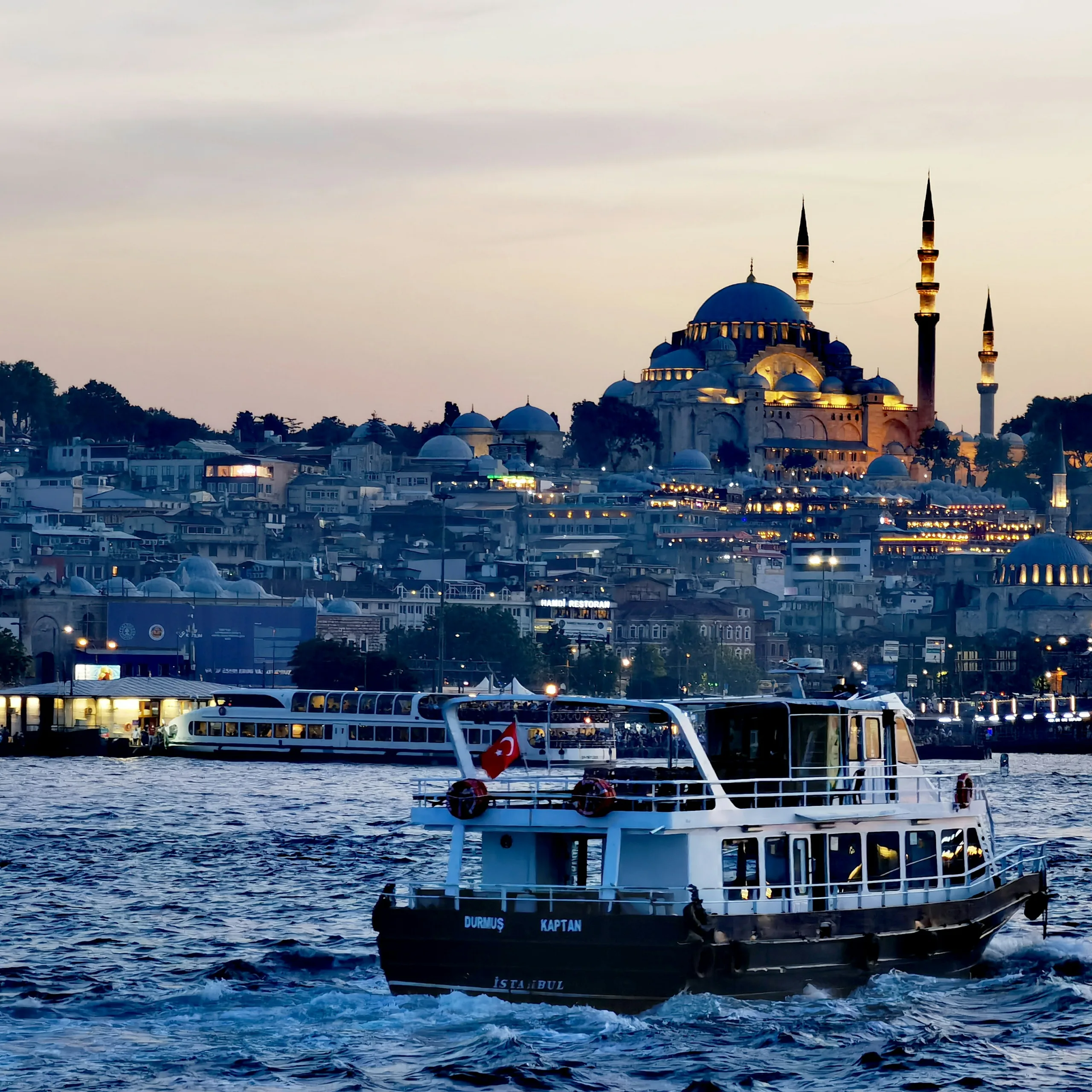 Exploring the Rich History of Bosphorus Cruises in Istanbul